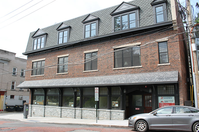 Stewart Ave Mixed-Use Housing/Retail Exterior