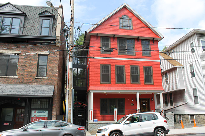 Stewart Ave Mixed-Use Housing/Retail Exterior